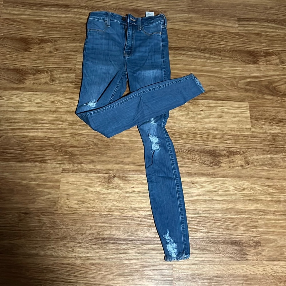 Women’s Hollister skinny jeans size W25 L28